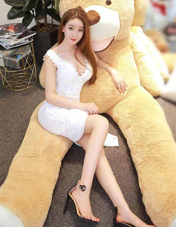 新加坡高端模特经纪人