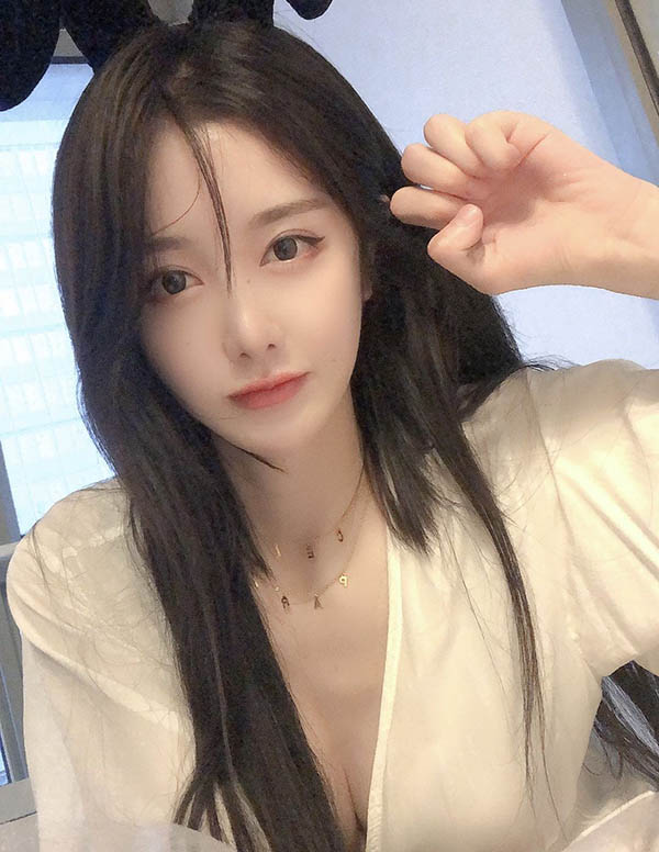 迪拜围经纪人微信